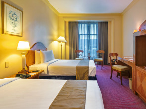 Waterfront Cebu City Hotel & Casino