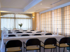 Отель Ramada by Wyndham, Athens Club Attica Riviera