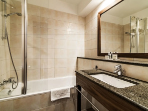 Airport Hotel Okecie