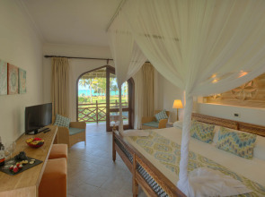 Bluebay Beach Resort & Spa