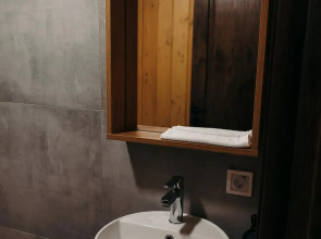 Harland Village (Харланд Вилладж)