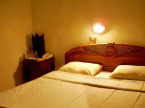 Oyo 3244 Grand Chandra Hotel