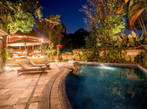 Gajah Biru Bungalows Hotel