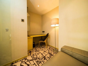 Eco Tree Hotel Sheung Wan