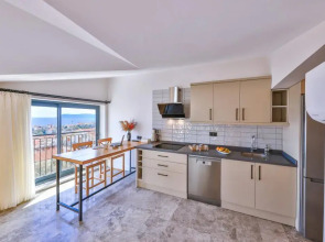 Отель Sole Suites