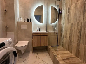 Апартаменты на улице Короленко 7