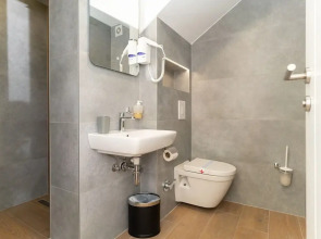 Ornament Hotel and Apartments