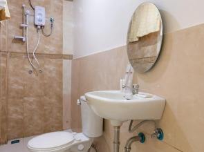 OYO 431 Apollo 11 Apartelle