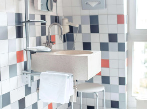 Hotel Bleibtreu Berlin by Golden Tulip