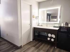 La Quinta Inn by Wyndham Tampa Near Busch Gardens