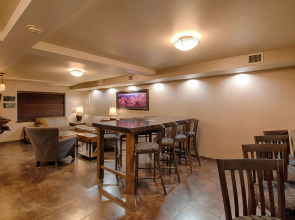 Grand Canyon Hotel & Suites