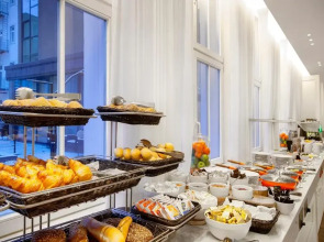 Holiday Inn Dresden - Am Zwinger by IHG