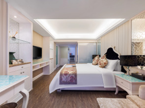 Sun Flower Hotel and Residence