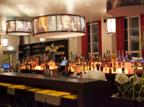 Отель Plus Berlin