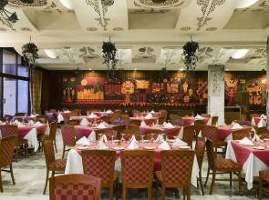 Aracan Eatabe Luxor Hotel