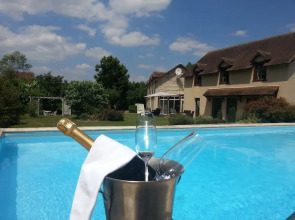 Hôtel & Restaurant Le Moulin de Chaméron, The Originals Relais (Relais du Silence)