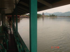 Sams River Rafthouse