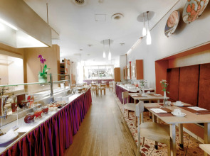 Hotel Bleibtreu Berlin by Golden Tulip