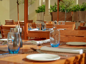 Radisson Blu Le Vendome Hotel, Cape Town