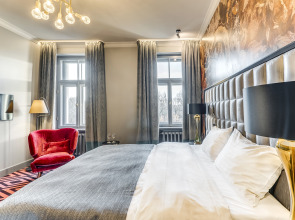 Отель Grand Poet Hotel by Semarah