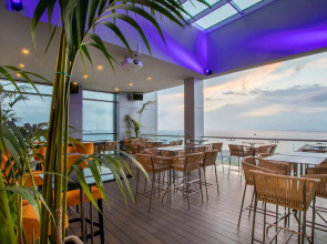 Radisson Blu Hotel, Larnaca