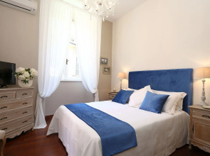 Avignonesi Suites - Domus Collection