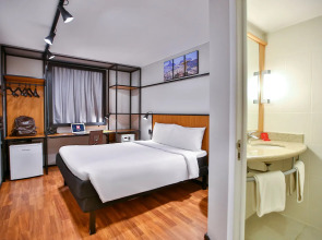 ibis Copacabana Posto 2 Hotel