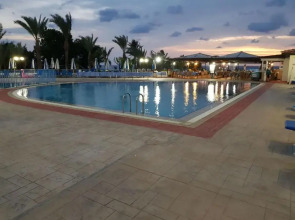 Helios Bay Hotel Apartments
