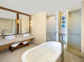 Swissôtel Sanya Yalong Bay