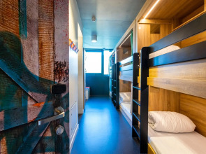 The People Paris Marais