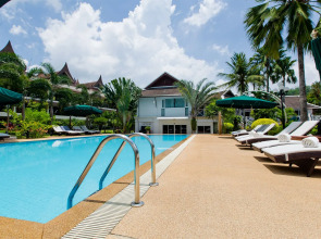 Serenity Lakeside Resort