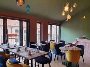 Grand Hôtel Dauphiné Toulon, Boutique Hôtel & Suites