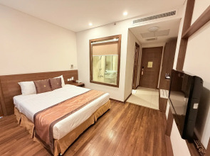 Lenid Nha Trang Hotel
