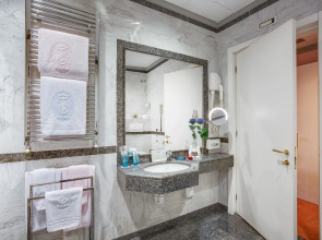 Rivoli Boutique Hotel