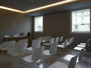 Glance Hotel In Florence