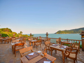 Курортный отель Santhiya Koh Phangan Resort & Spa