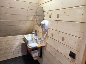 Дача у горы