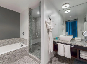 W Boston, a Marriott Hotel