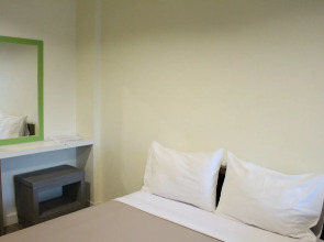 Отель Samsensam Place