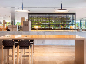 Отель Melia Calviá Beach