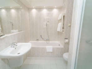 Van Der Valk Avifauna