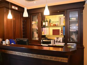 Amadis Hotel