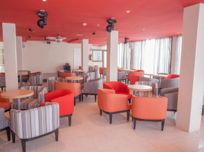 Royal Sunset Beach Club