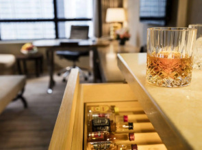 Gloucester Luk Kwok Hong Kong