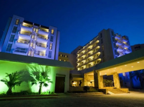 Fantasia Deluxe Hotel