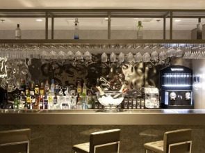 Отель SH Colon Valencia