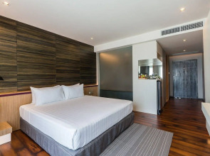 Sea Me Spring Tree Hotel - Adults only