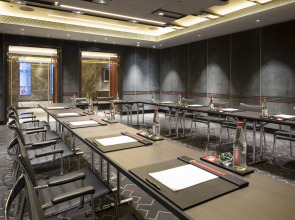 Отель The Peninsula Hong Kong