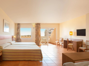 Отель RH Casablanca & Suites