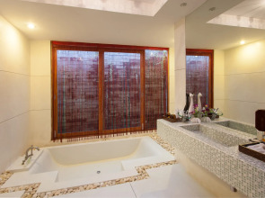 Tango Luxe Beach Villa Samui